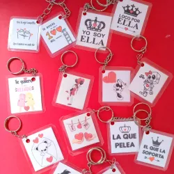 Llaveros plasticados