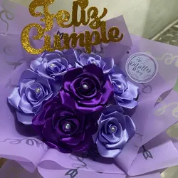 Ramo de rosas eternas