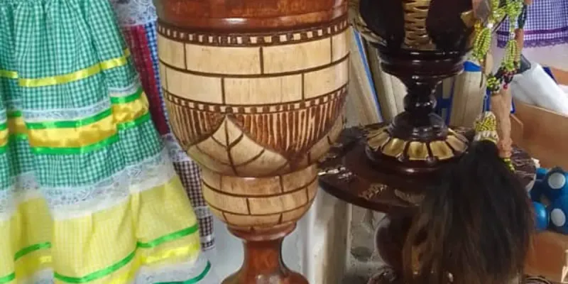 OTROS MODELOS DE PILONES 
