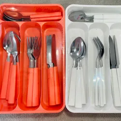 Juego de cubiertos con organizador