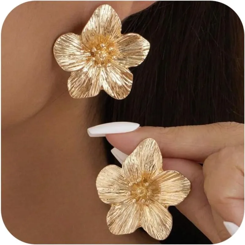 Pendientes flor dorada 