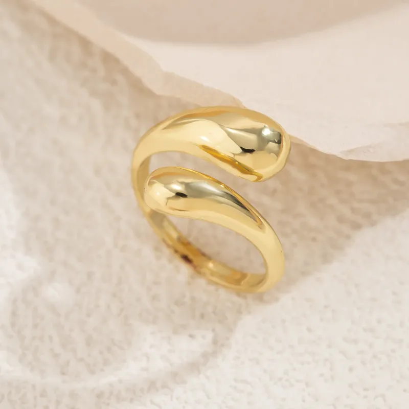 Anillo dorado doble gota