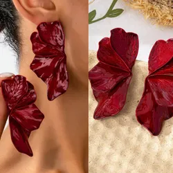 Aretes de flor rojos