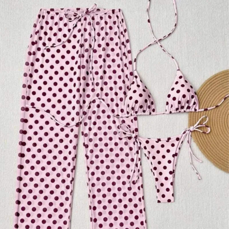 Bikini con su Pantaloneta de lunares rosa