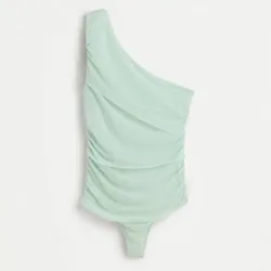 Blusa azul de un hombro