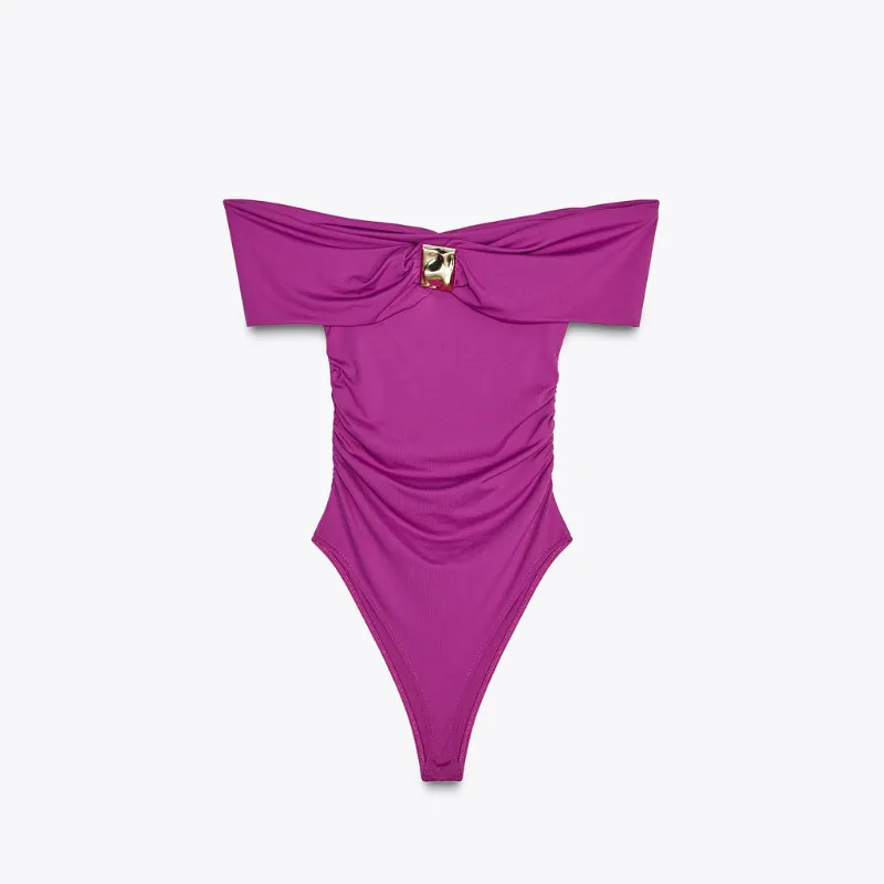 Body de hebilla dorada 