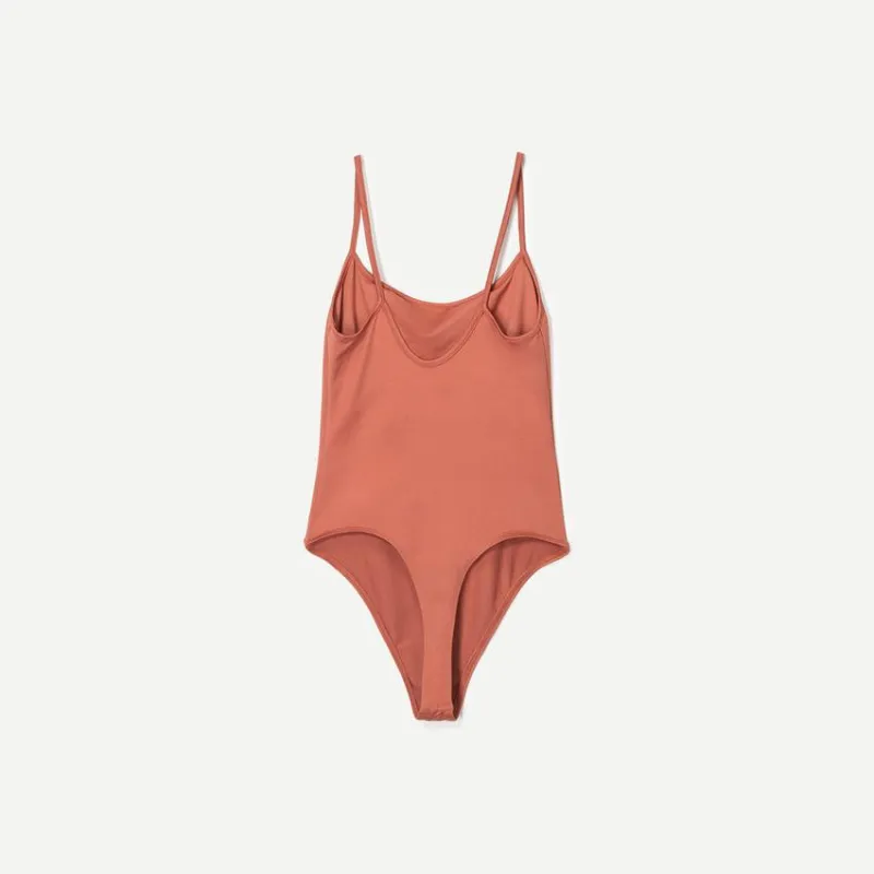 Body poliamida carmelita tirantes 