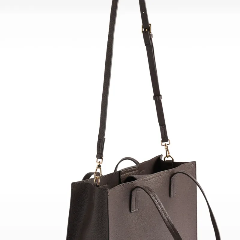 Bolso doble asa + Neceser marrón 