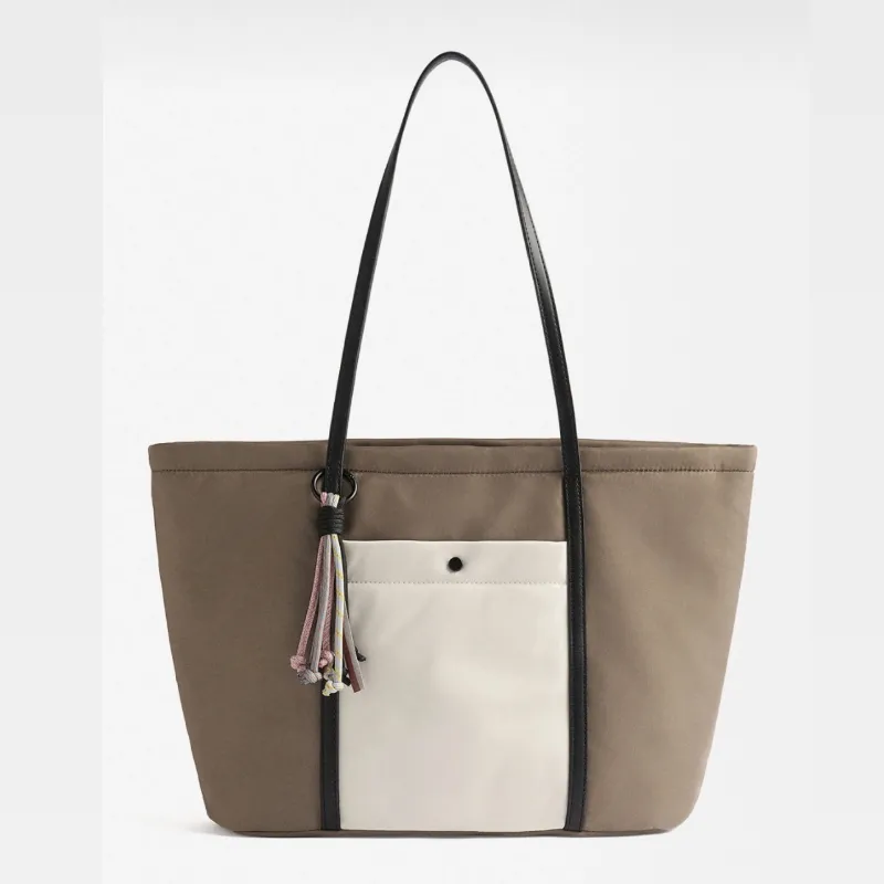 Bolso Shopper de nylon con bolsillo exterior 