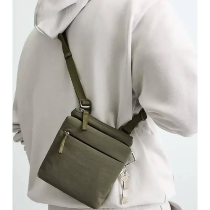 Bolso verde pequeño