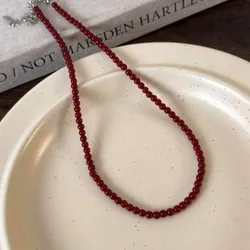 Collar cuencas rojo vino 