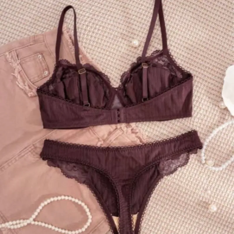 Conjunto marrón con rosa 