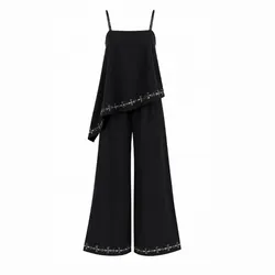 Conjunto negro con detalles plateados