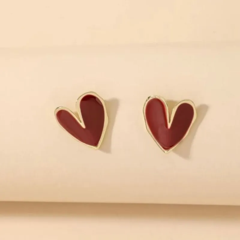 Corazón pequeño rojo vino 