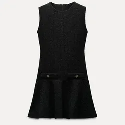 Vestido negro vuelos 
