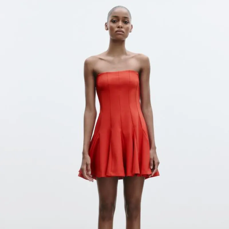 Vestido naranja strapless