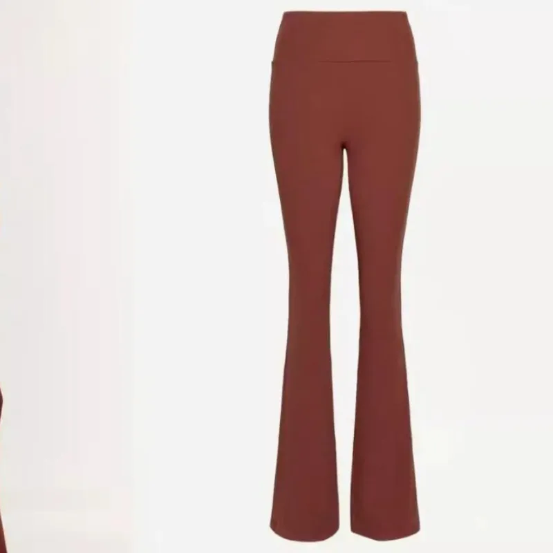 Leggins deportivos acampanados de tiro alto