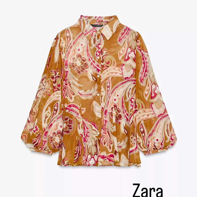 Camisa transparente de formas 