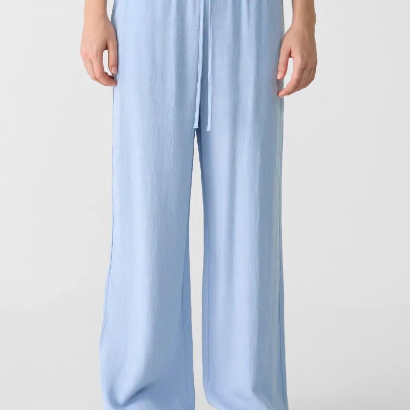 Pantaloneta azul claro 
