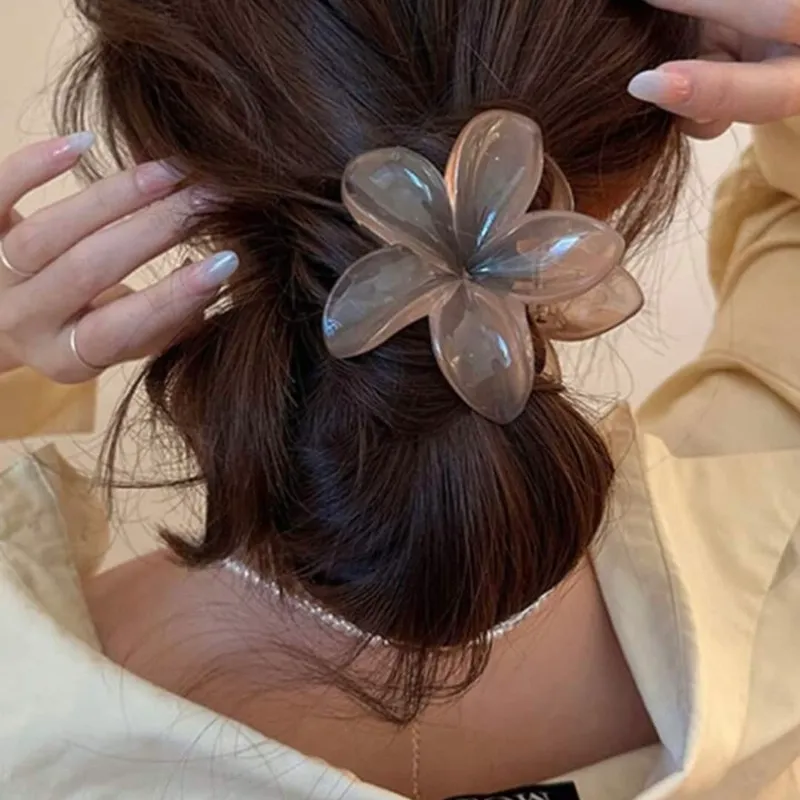 Pellizco flor beige
