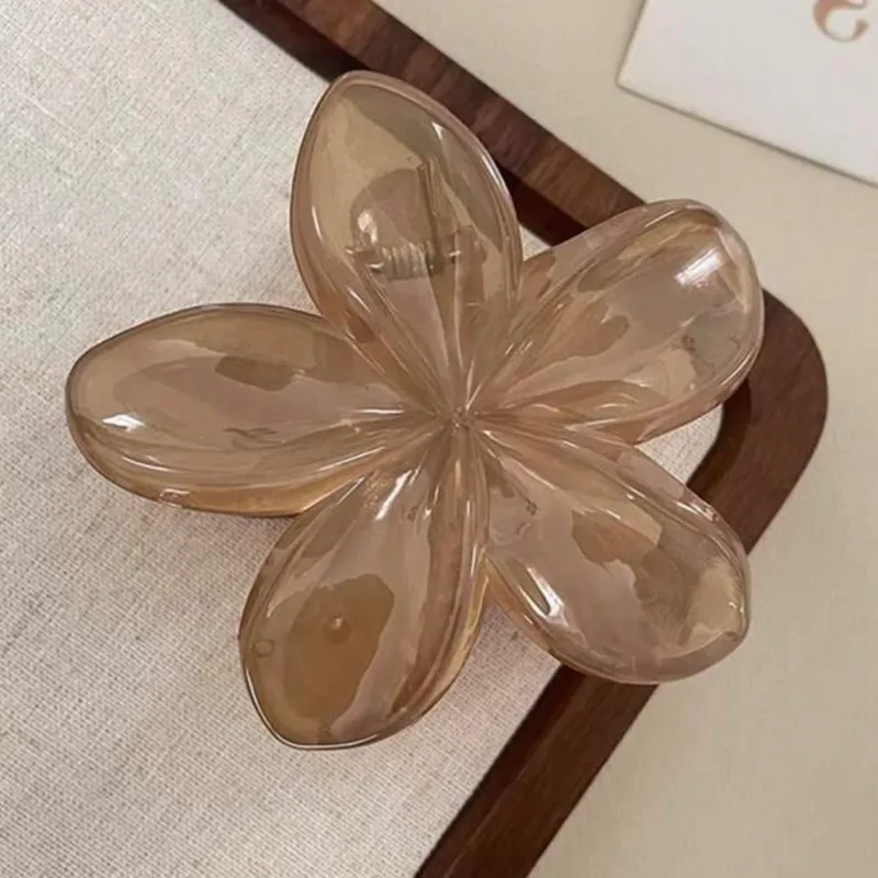 Pellizco flor beige