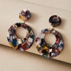 Pendientes coloridos 