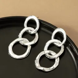 Pendientes de aro plateados 