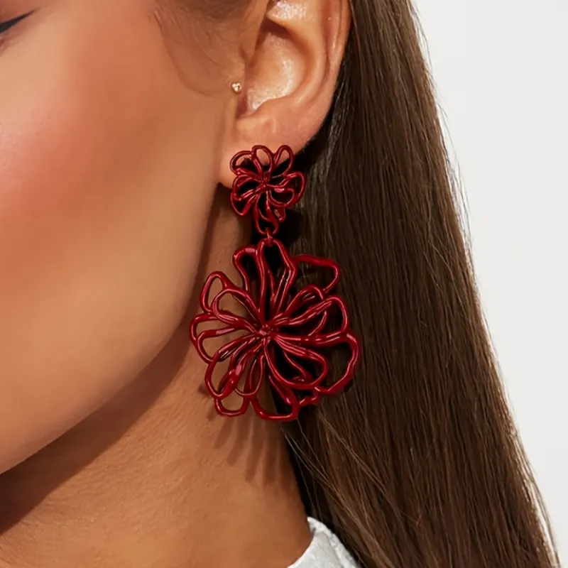 Pendientes de flores rojo vino