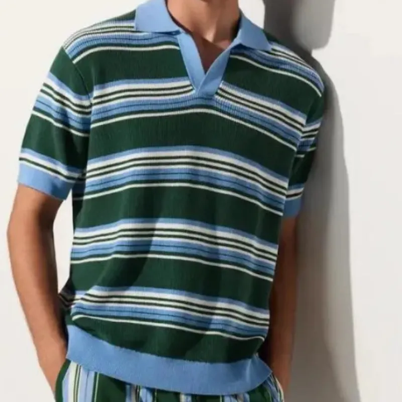Pullover de rayas azul y verde