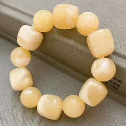 Pulsera de cuencas blancas