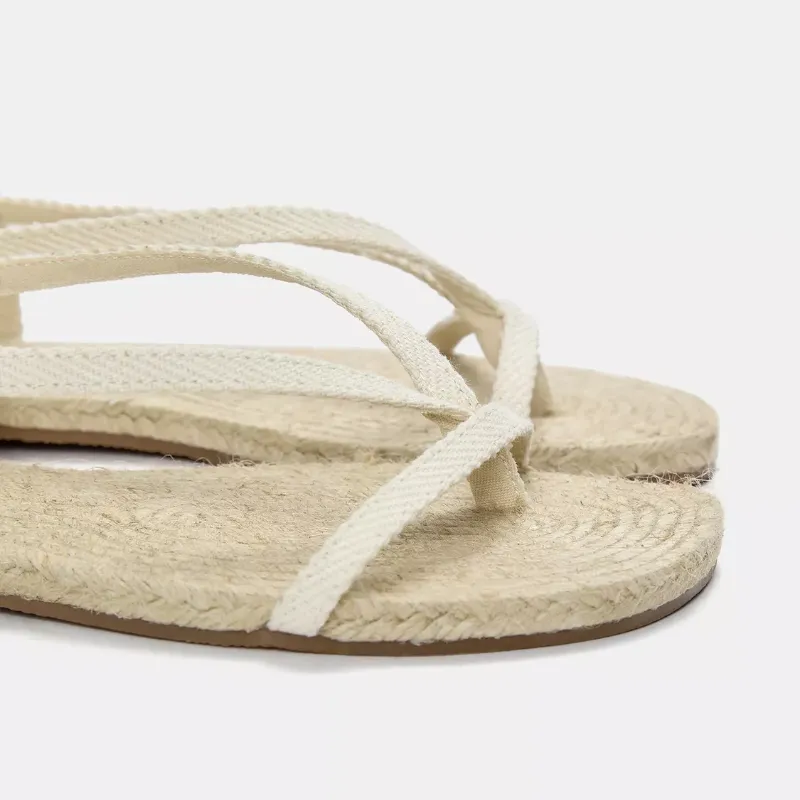 Sandalias de saco tiras blancas 
