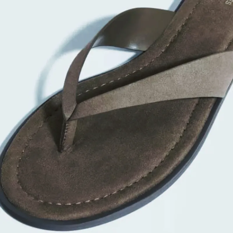 Sandalias planas verde oscuro