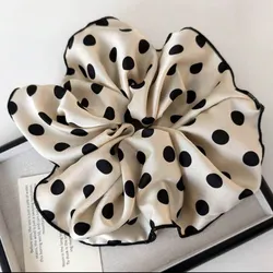 Scrunchies de Lunares