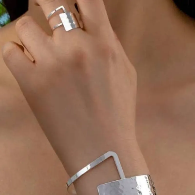 Set brazalete + anillo 