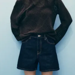 Short denim