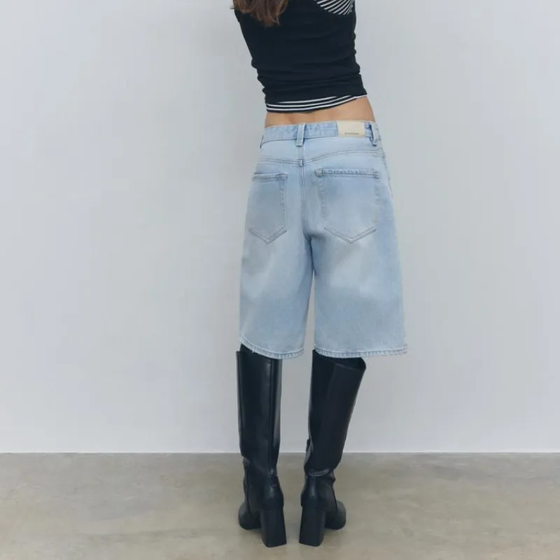 Short largo azul claro