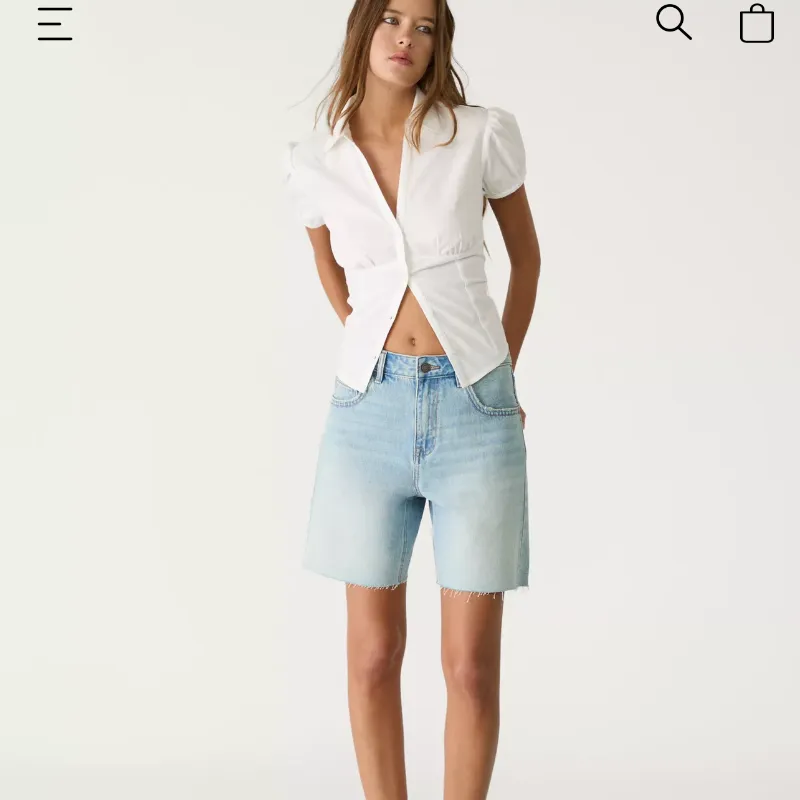 Short mezclilla clara 