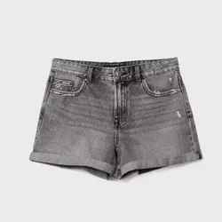 Short negro dobladillo