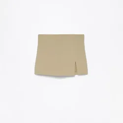 Skort kaki de tela 