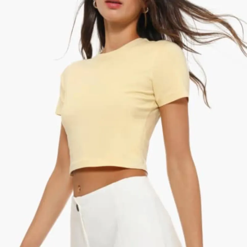 Top básico amarillo 