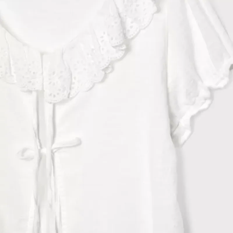 Top blanco ataduras 