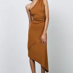 Vestido color mostaza