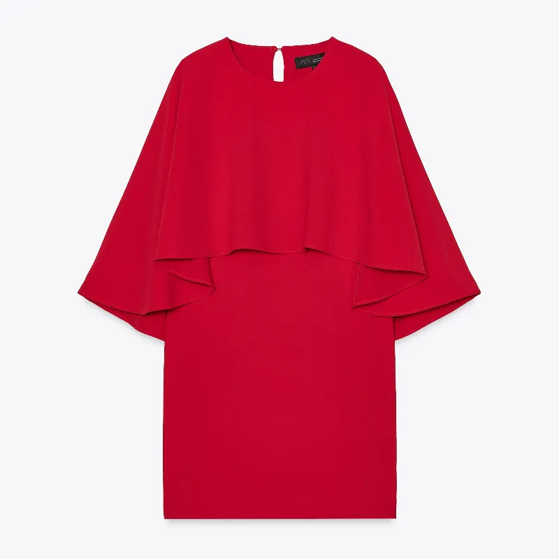 Vestido corto capa