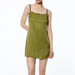 Vestido corto verde de tirantes