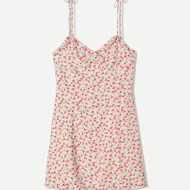 Vestido de tirantes con flores 