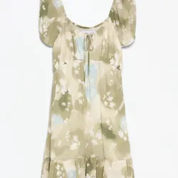 Vestido manchas verde 