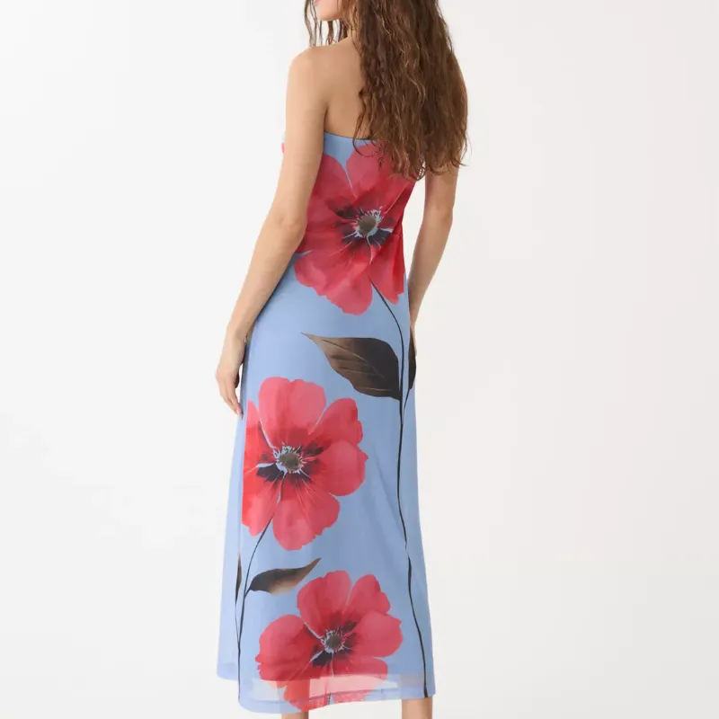 Vestido strapless de flores 