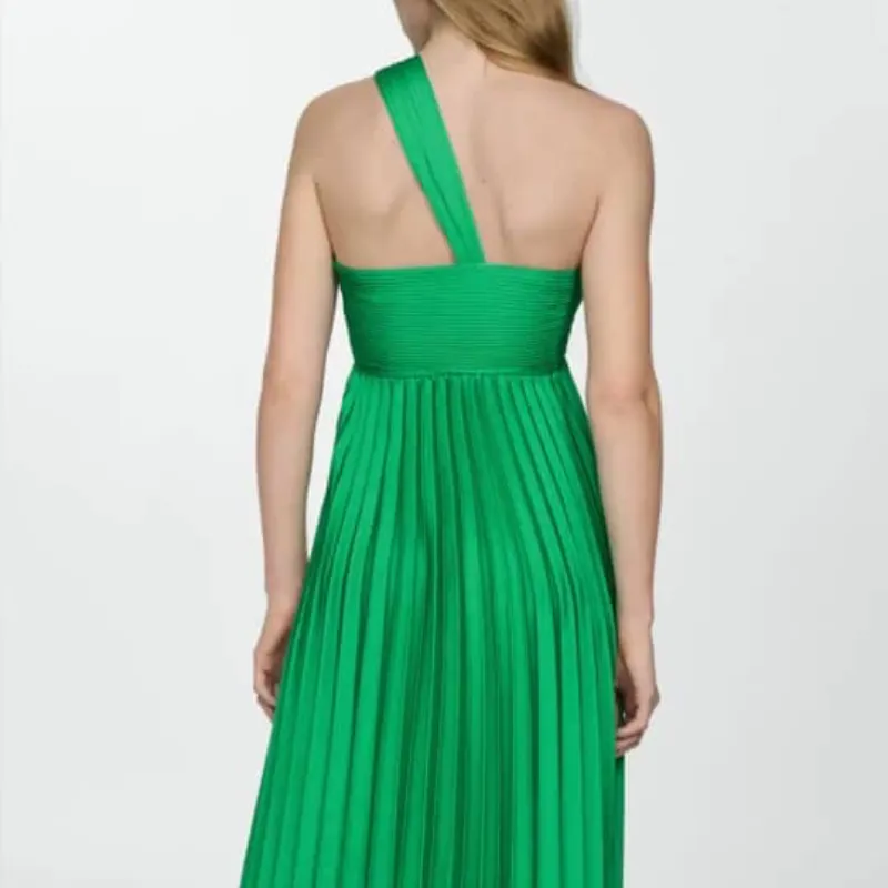 Vestido verde plisado 