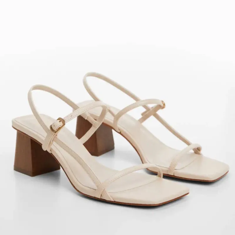 Zapatos tacón cuadrado crema 