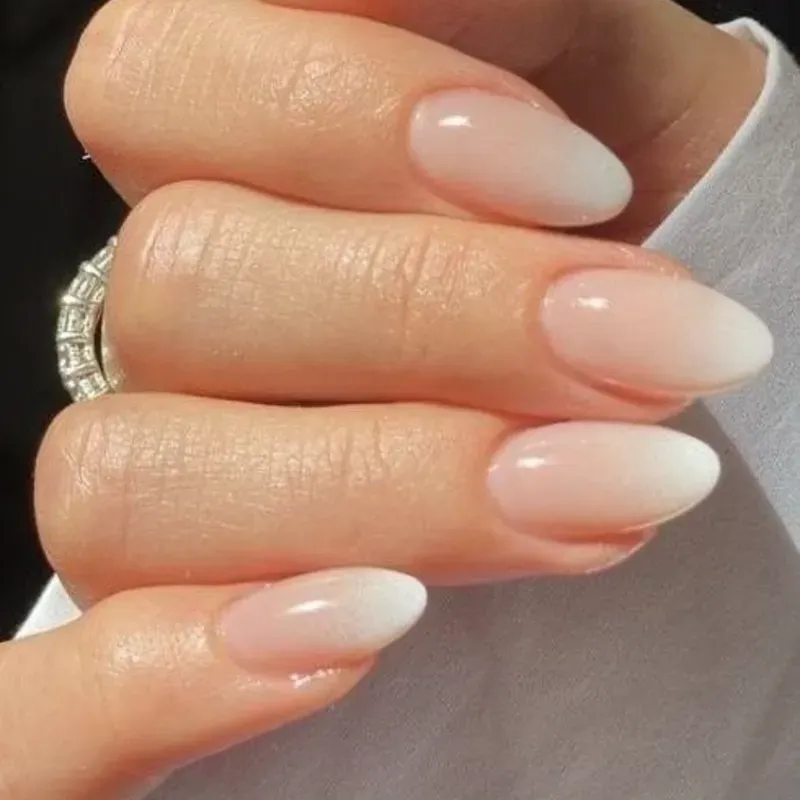 Extensiones de uñas Sof gel (1hora y 30 min )